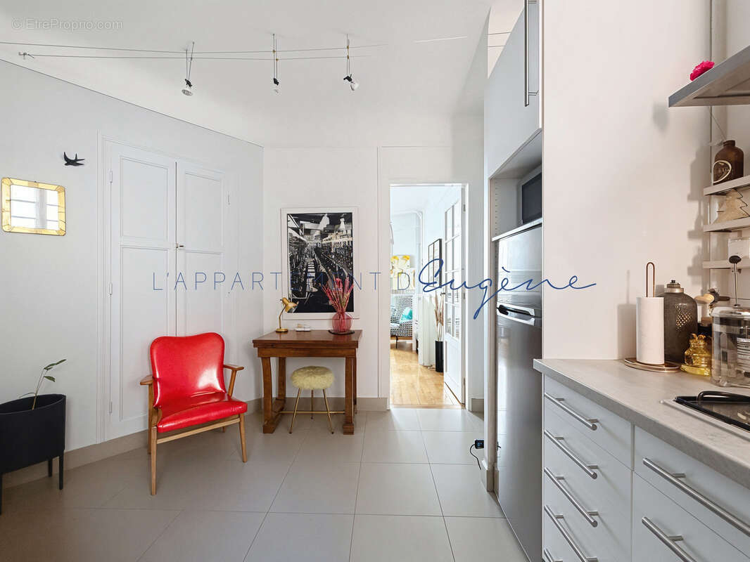 Appartement à PARIS-18E