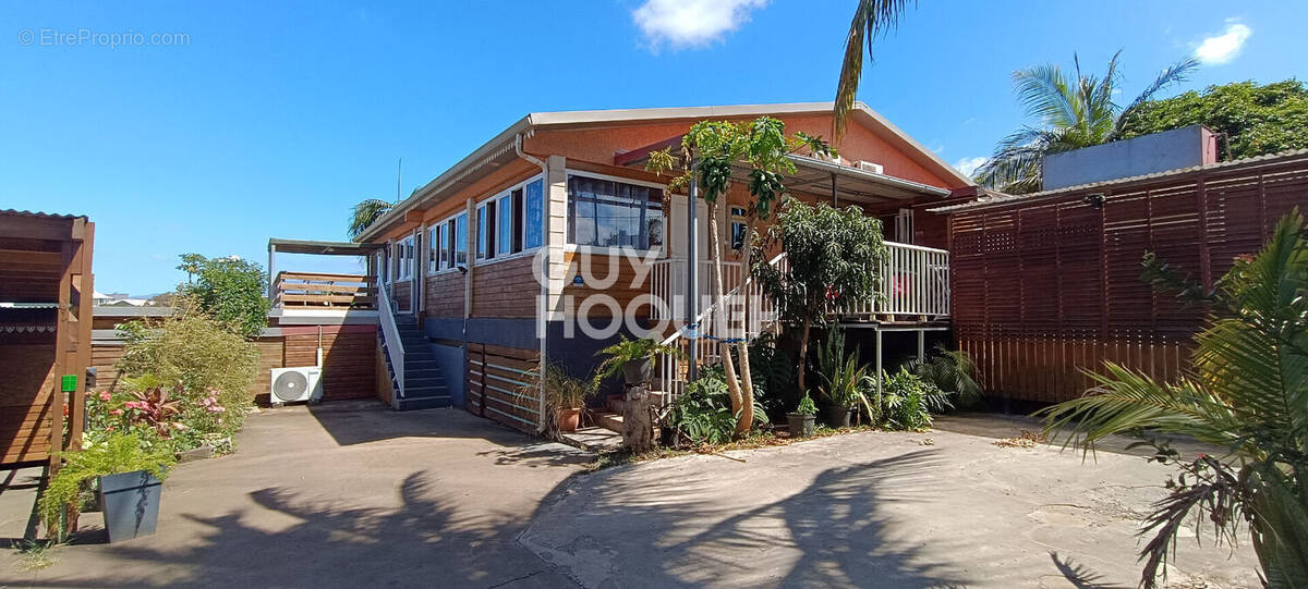 Maison à SAINT-PIERRE