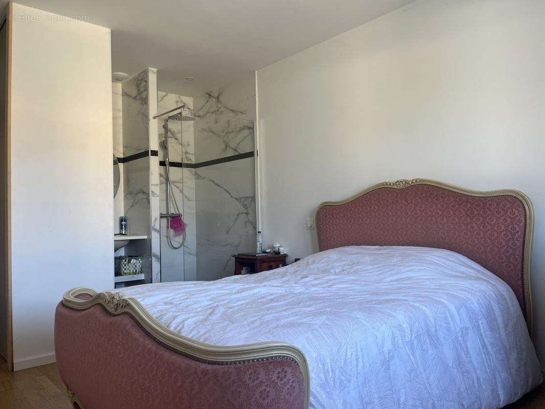 Maison à BLANQUEFORT