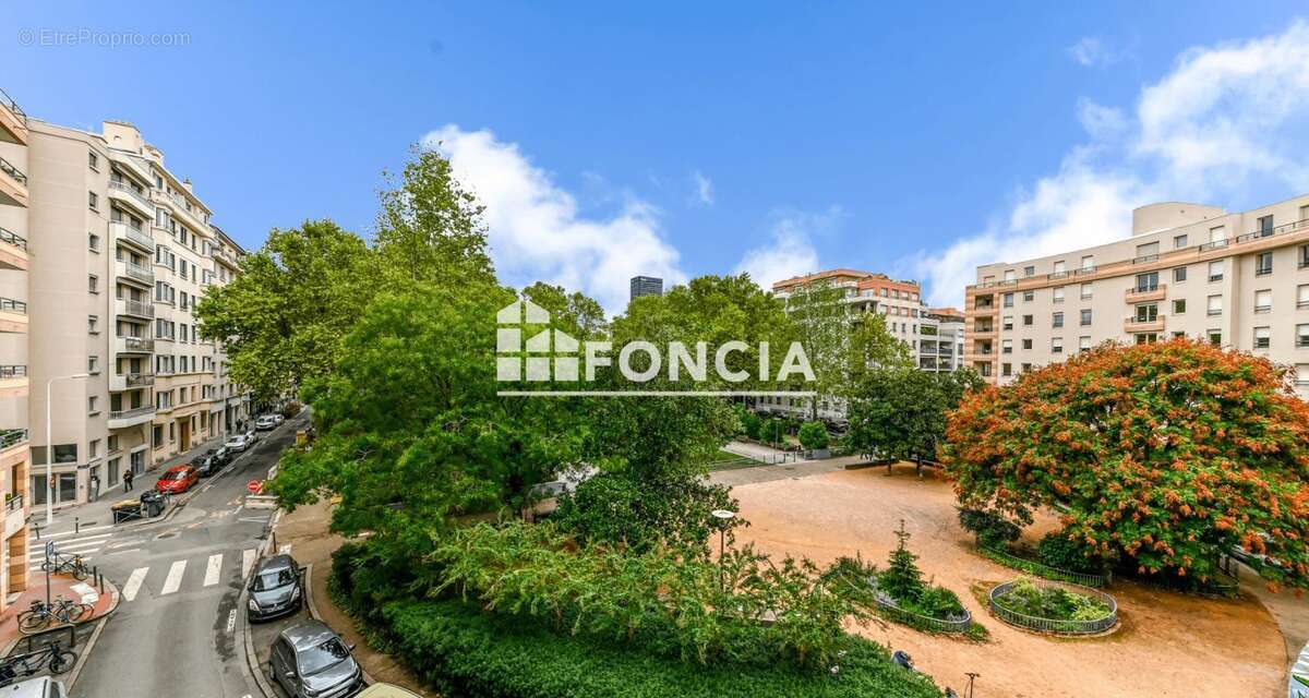 Appartement à LYON-3E