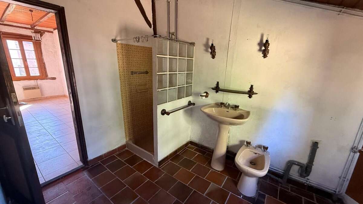 Maison à LUXEY