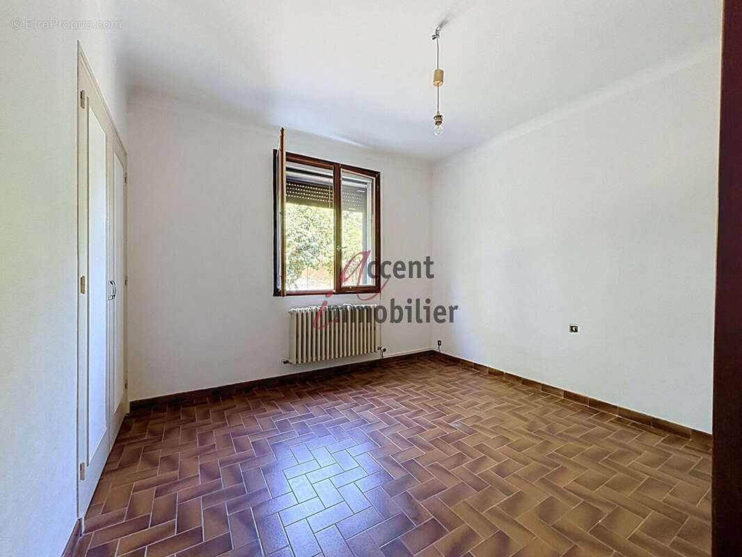 EXCLUSIVITE Cavaillon :Maison 4 pièce(s) 107 m2 sur 1068 m² de terrain - photo 14
