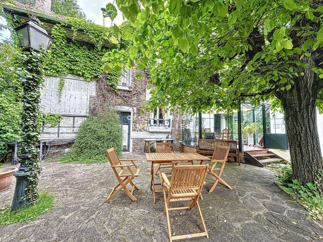 Maison à JOINVILLE-LE-PONT