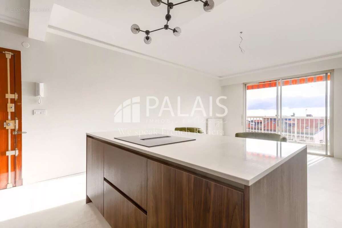 Appartement à BEAULIEU-SUR-MER