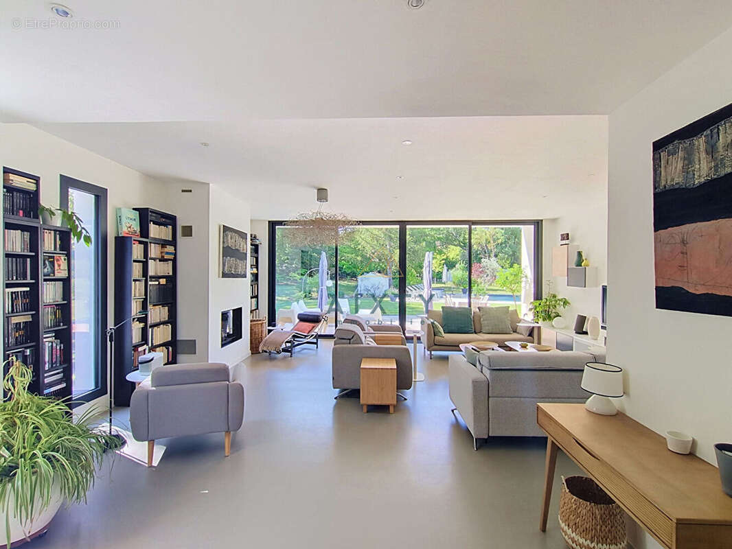 Propriété contemporaine d'exception à 20 minutes d'Aix en Provence - photo 2