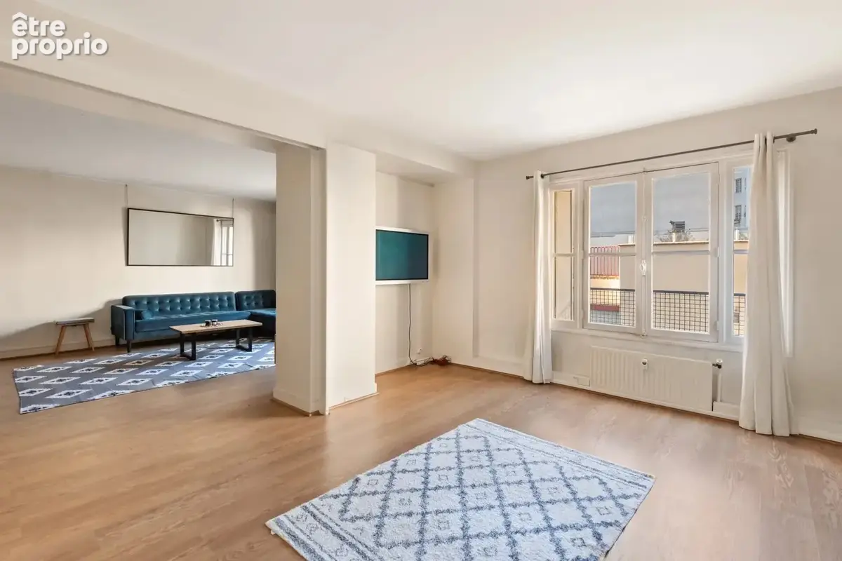 Paris 17e – Wagram – Appartement de deux pièces aux beaux volumes - photo 8