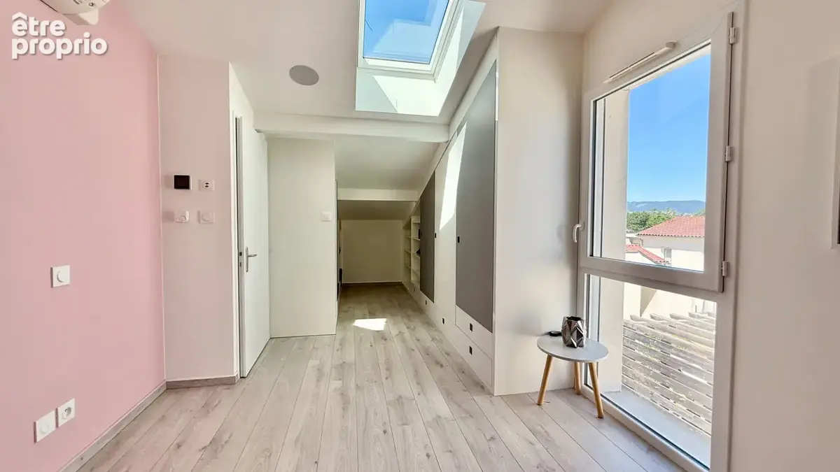Appartement T4 de standing avec terrasse ? Brindas - photo 10