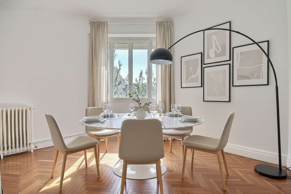 Appartement à MARSEILLE-8E