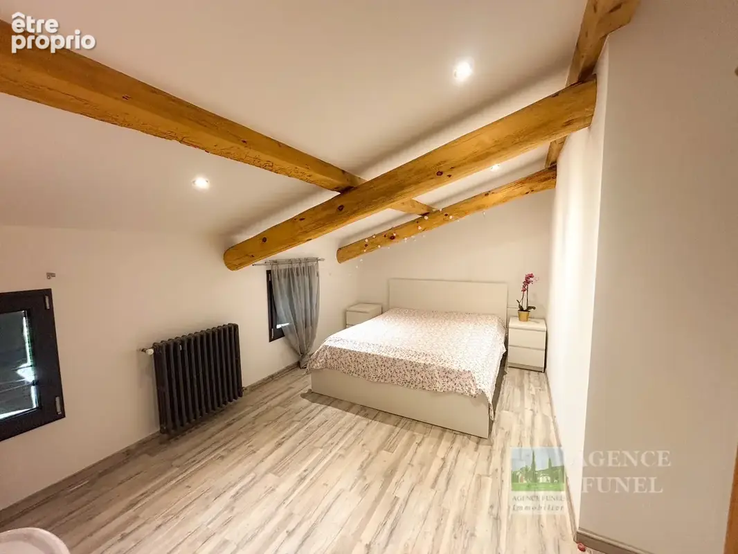 St Vallier-de-Thiey - Splendide propriété de + de 300 m2 - Habitations indépendantes - terrain 59.042 m2 avec - photo 16
