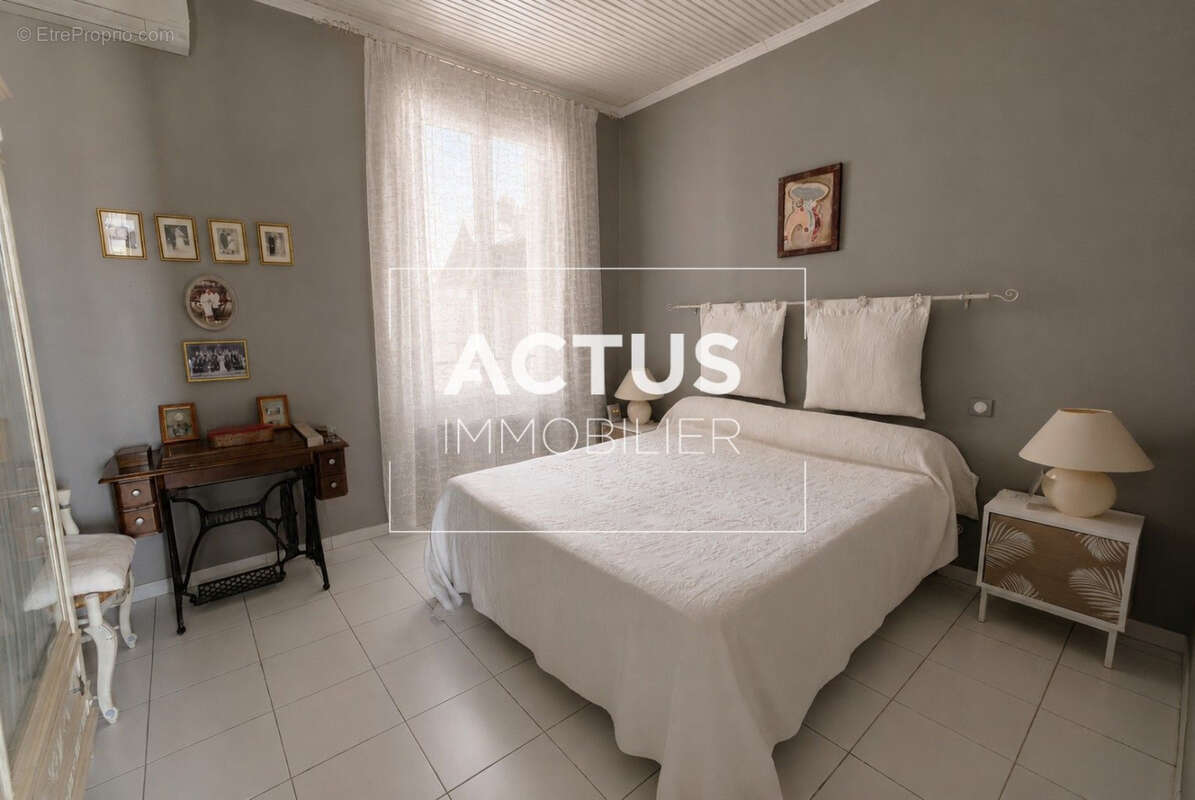 Appartement 107 m² à Salon-De-Provence  - photo 7