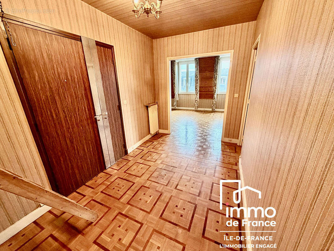 Appartement à VERSAILLES