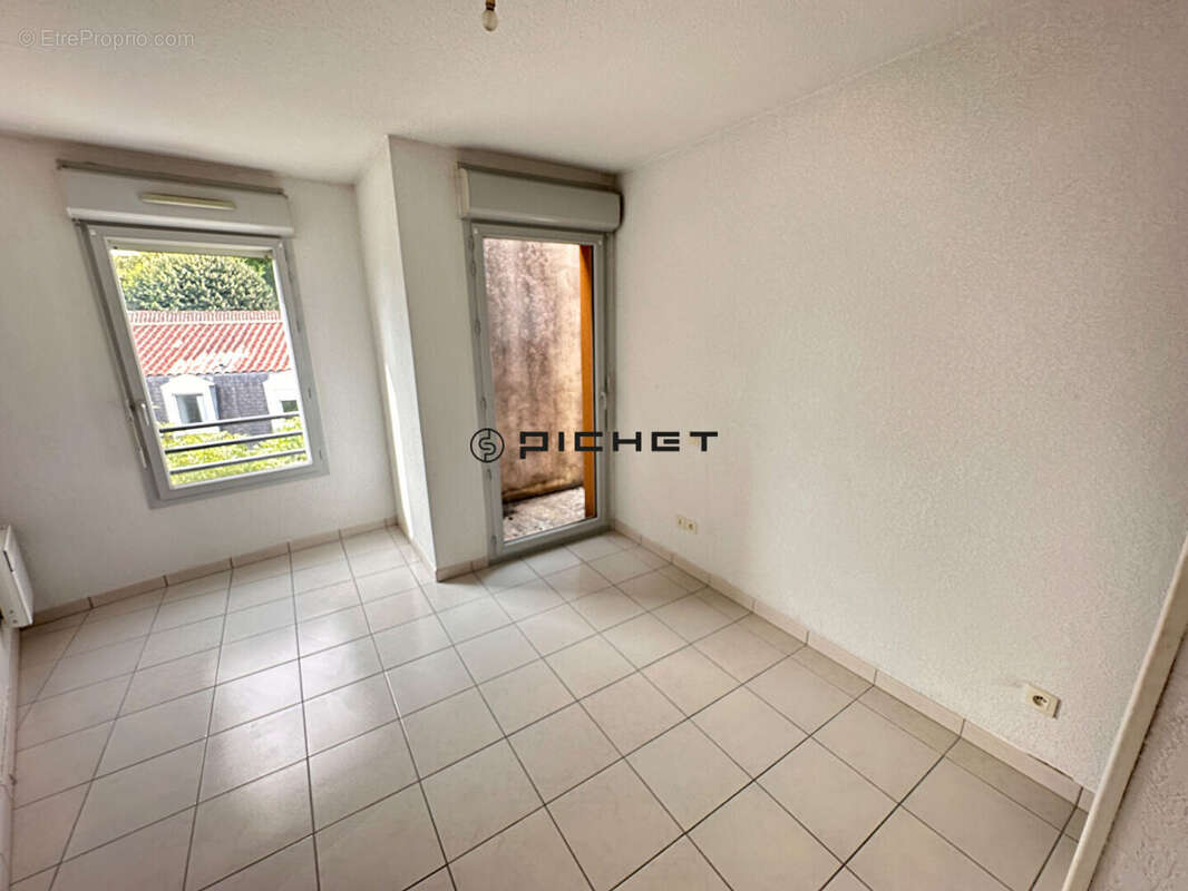 Appartement dernier étage avec terrasse - Parking réservé en sous sol - photo 9