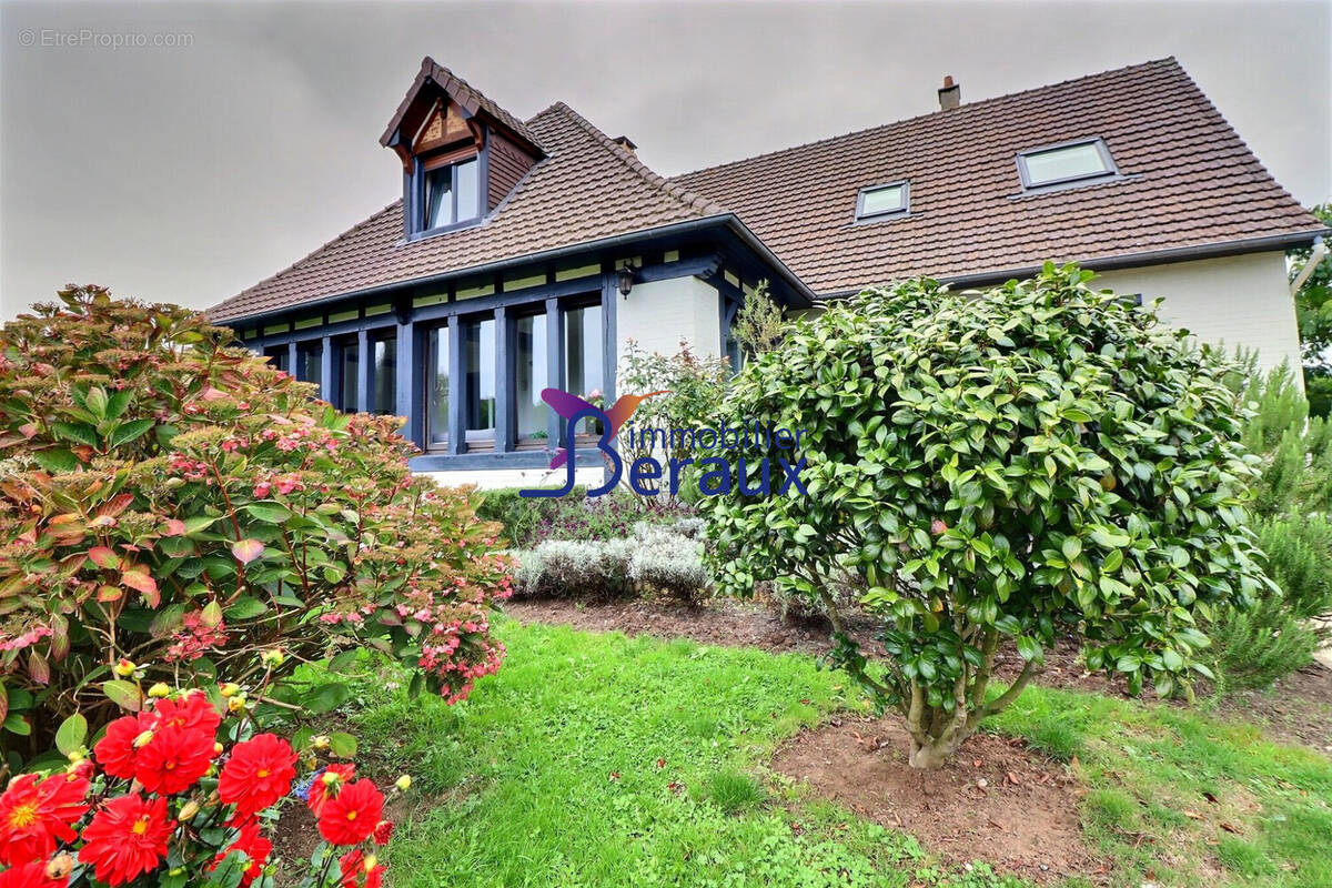Maison à SAINTE-MARGUERITE-SUR-DUCLAIR