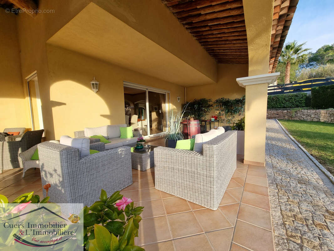La crau villa t5 avec dependances et piscine - photo 25