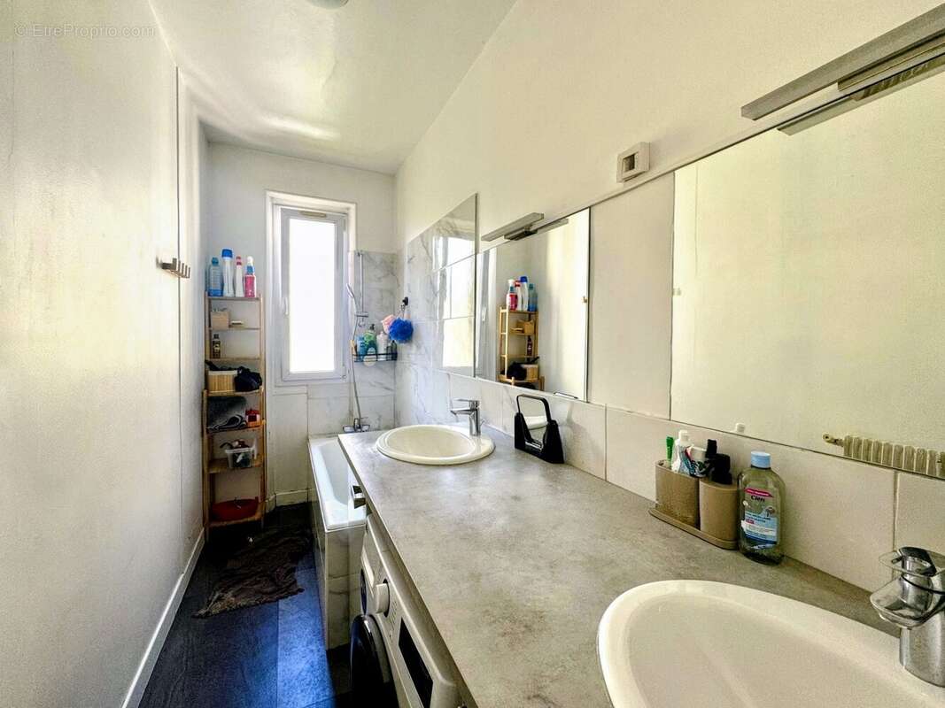 Appartement à SURESNES