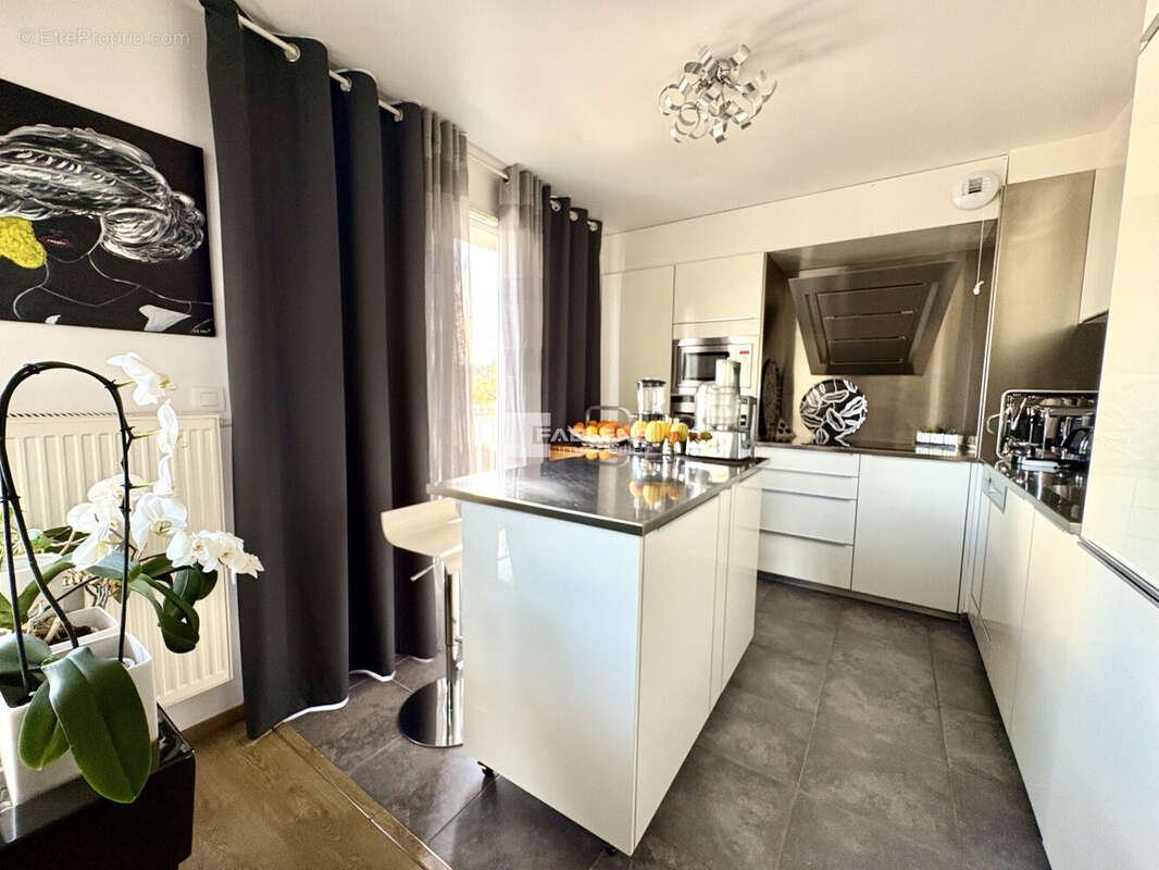 Appartement 74 m² à Lille  - photo 8