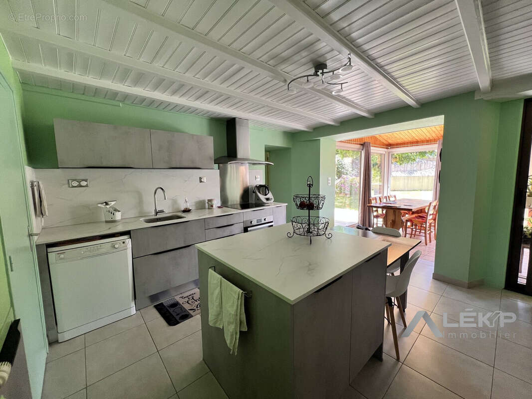Maison 140 m² à Cerizay  - photo 6