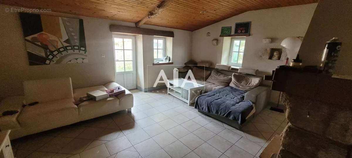 Appartement à MAINE-DE-BOIXE