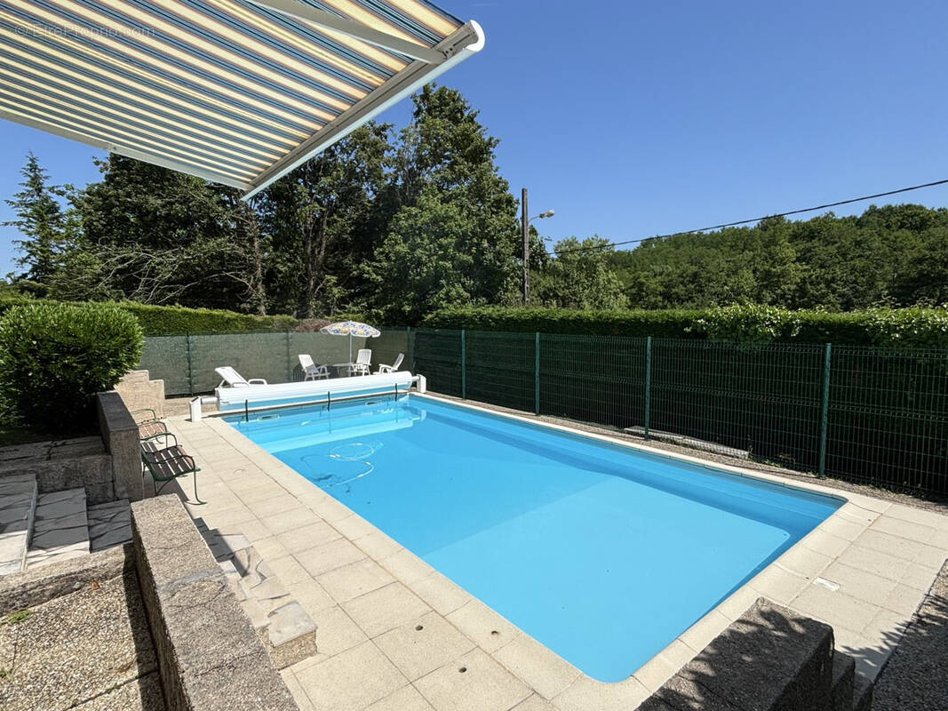 Maison à SAINT-BRIS-DES-BOIS