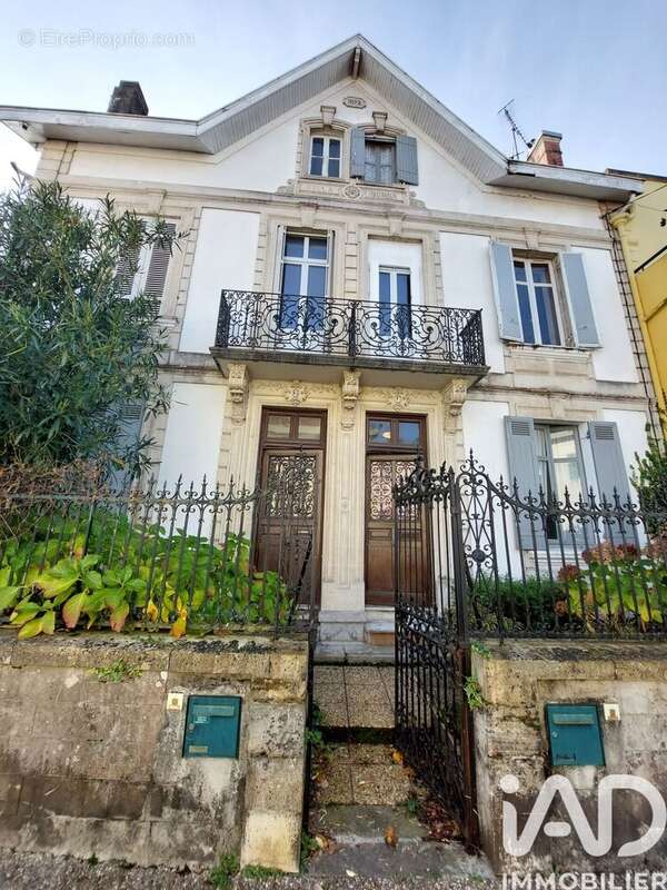 Maison 138 m² à Dax  - photo 2