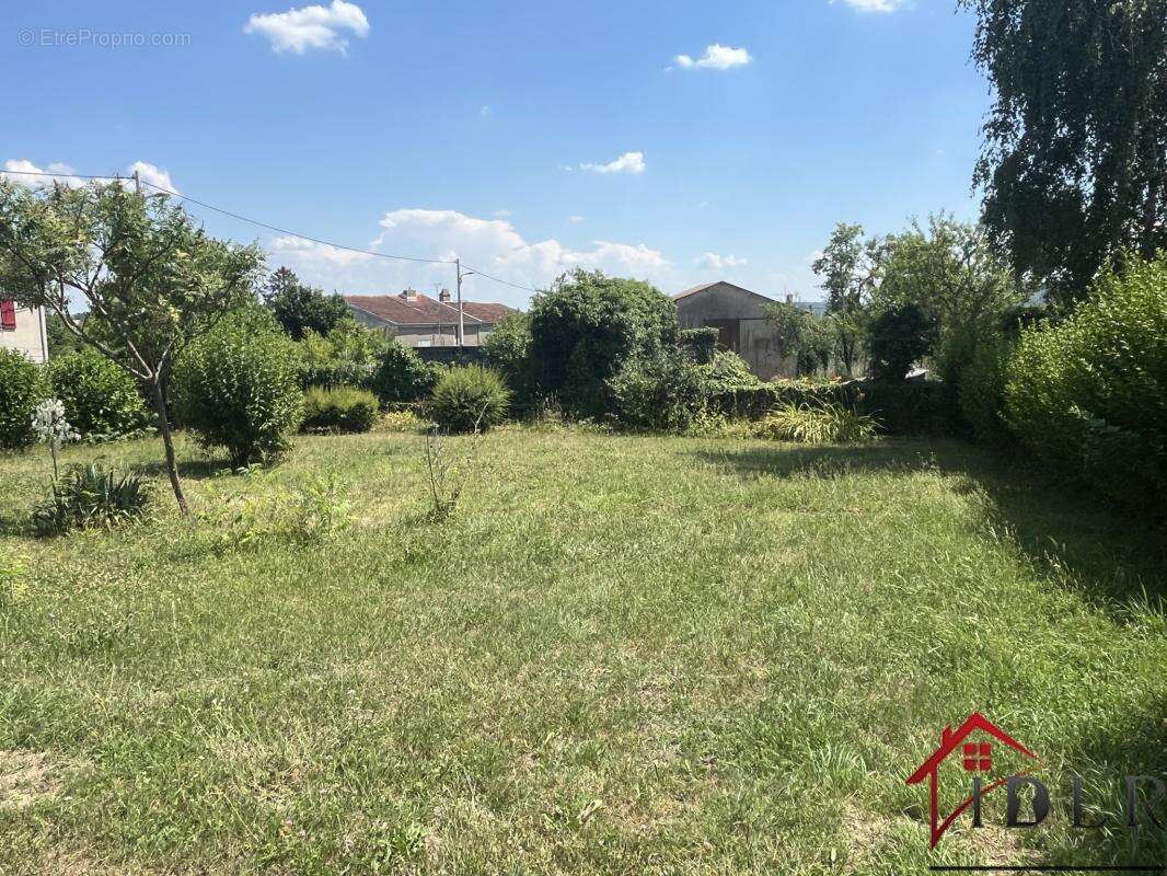 maison de village de type f6, 160 m2 sur un terrain de 2250 - photo 3
