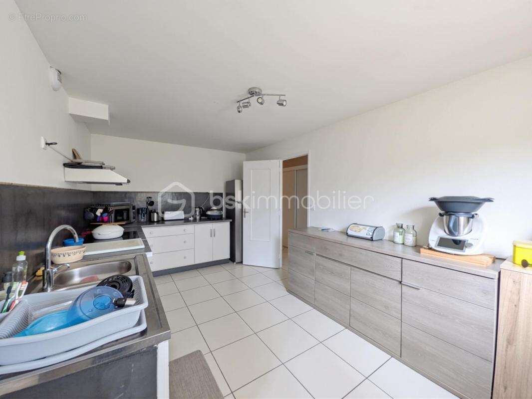 Maison à VIC-FEZENSAC