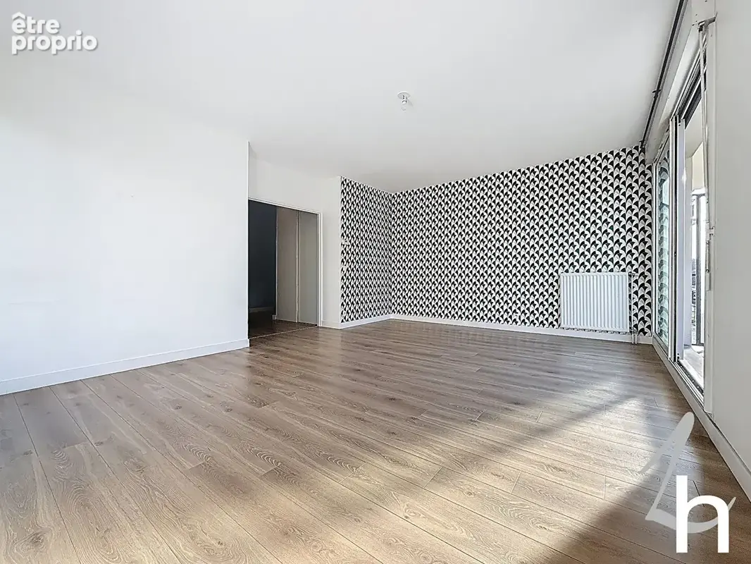Appartement - ascenseur - balcons - cave - parking en sous sol - photo 3