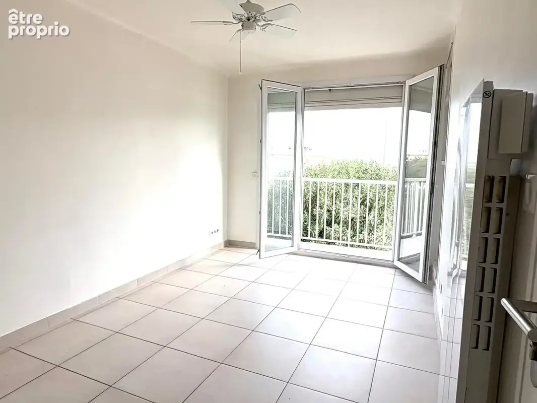 Palavas rive gauche , joli T2 traversant avec balcon vue mer - photo 4