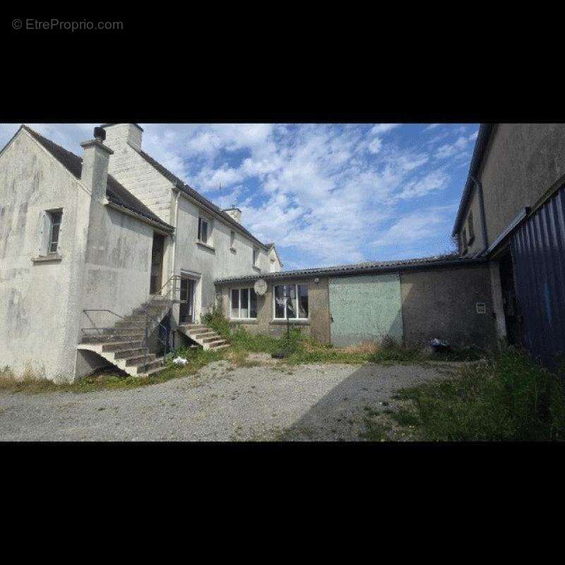 Maison à LE CROISTY