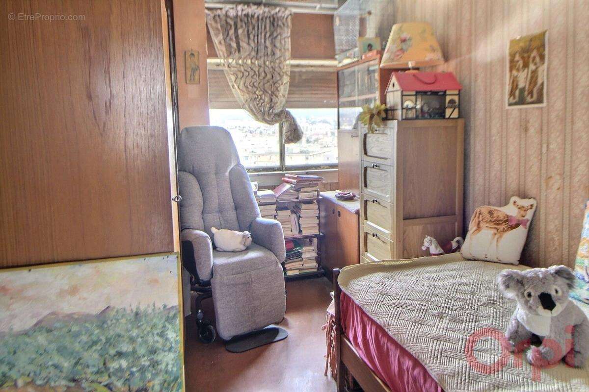 Appartement à MARSEILLE-3E