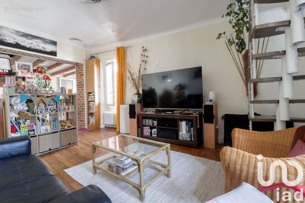 Photo 2 - Maison à SAULX-LES-CHARTREUX