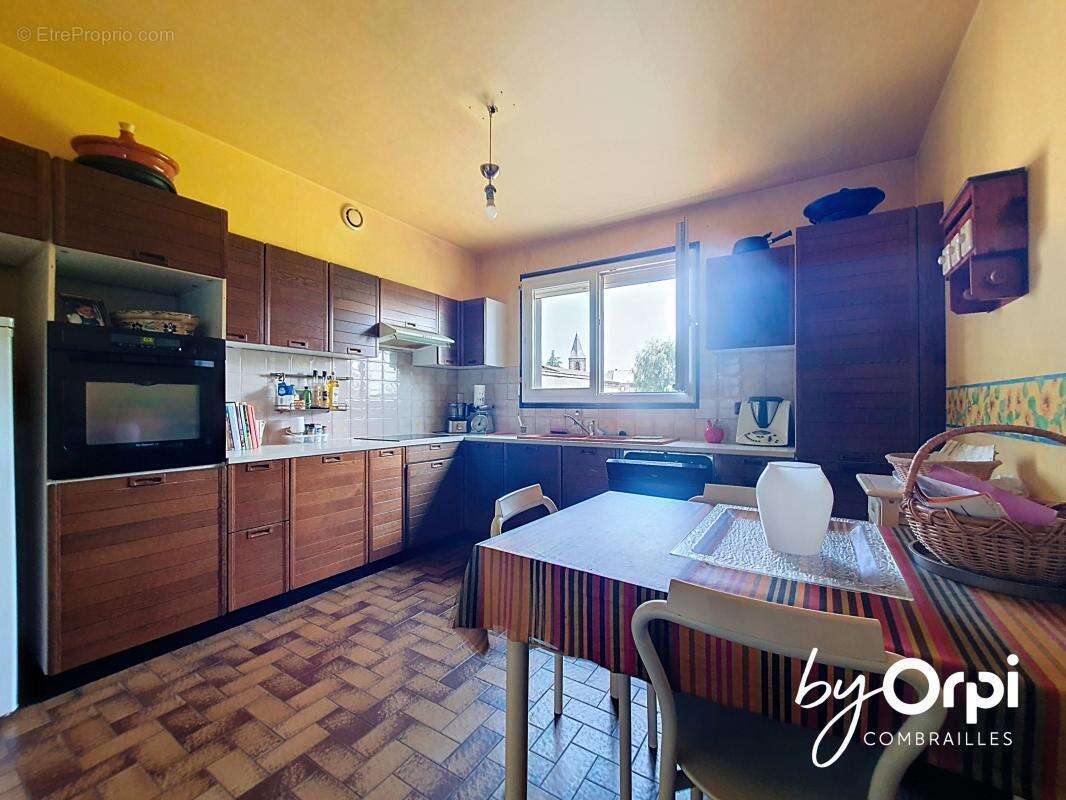 Maison à SAINT-GEORGES-DE-MONS