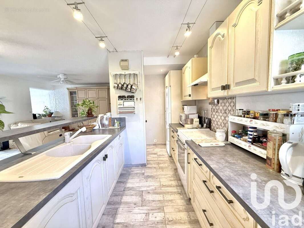 Photo 5 - Appartement à SAINT-LAURENT-DU-VAR