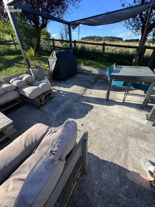 Immeuble de rapport : 2 logements avec cave, garage et terrain chacun - photo 7
