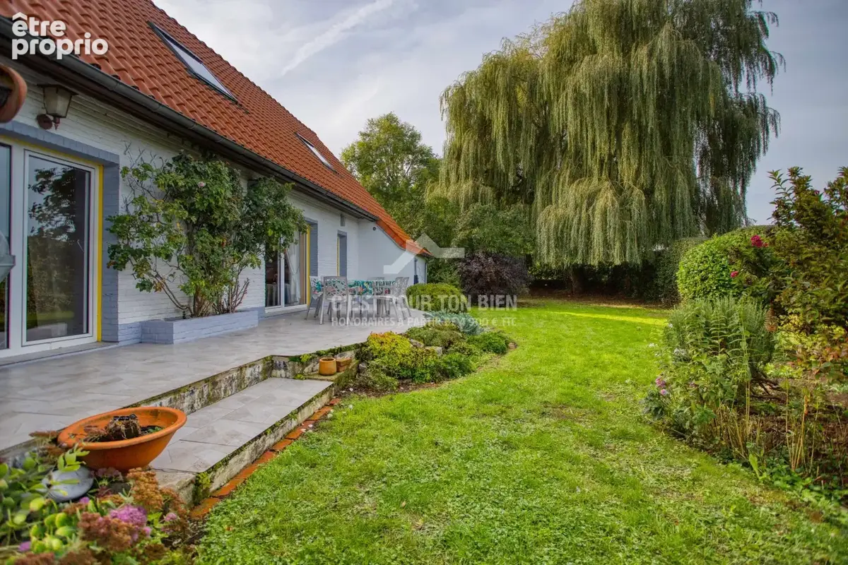 Maison 6 pièces 138 m² à vendre à Morbecque (59190) - photo 2