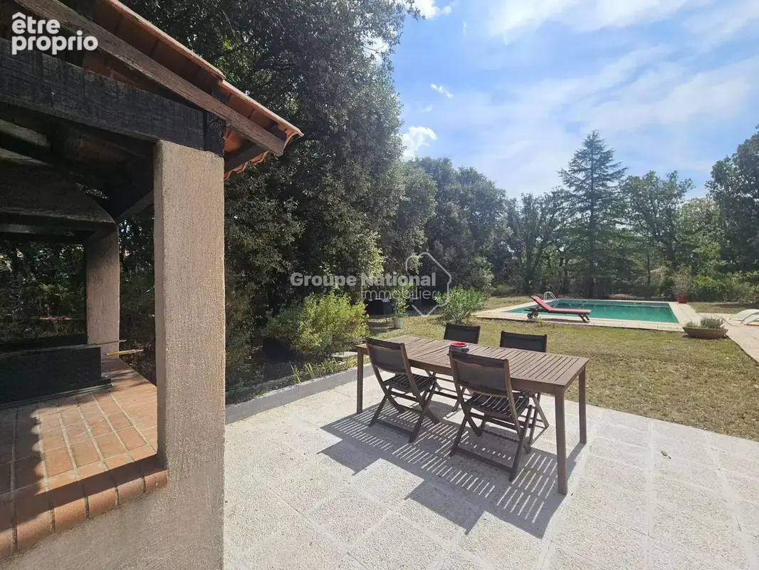 Pernes les fontaines villa de plain pied sur terrain de 4173 m² - photo 16
