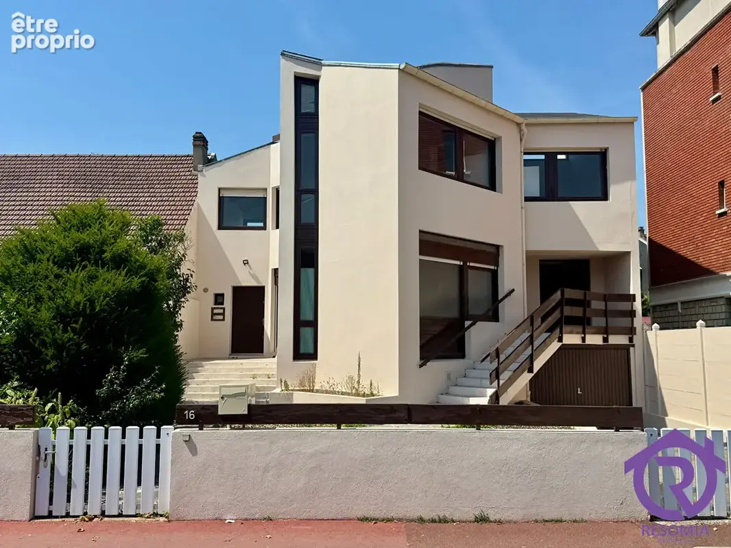 Maison Clamart de 10 pièces de 220 m² avec fort potentiel - photo 3