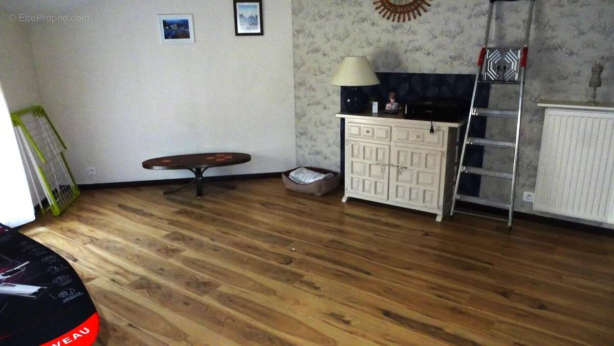 Maison à CHEVIGNY-SAINT-SAUVEUR