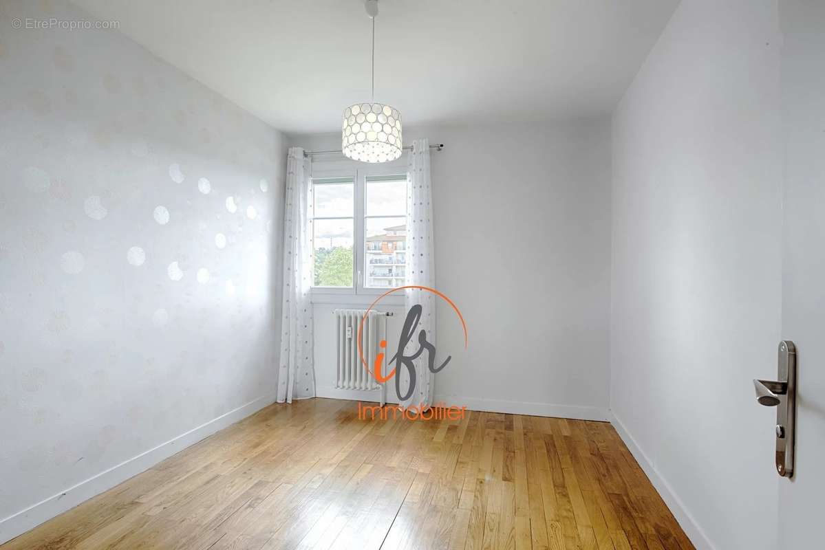 Appartement à BOURGOIN-JALLIEU