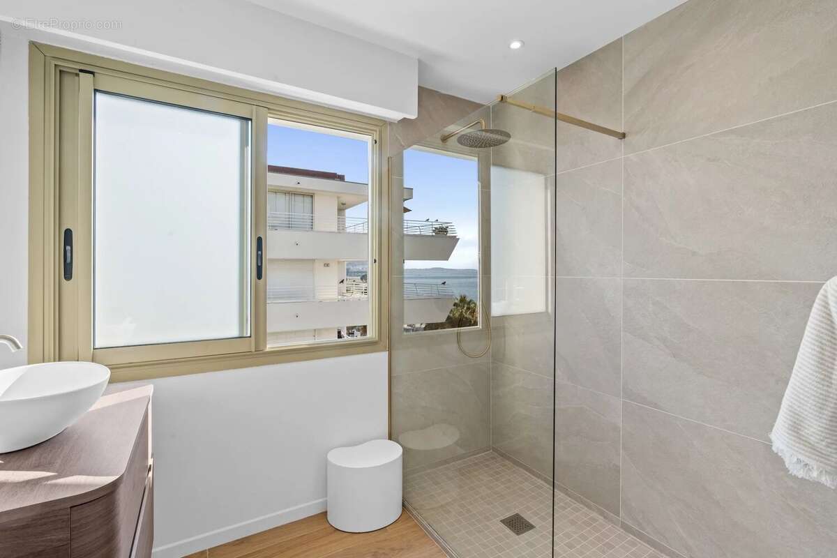 Appartement à CAGNES-SUR-MER