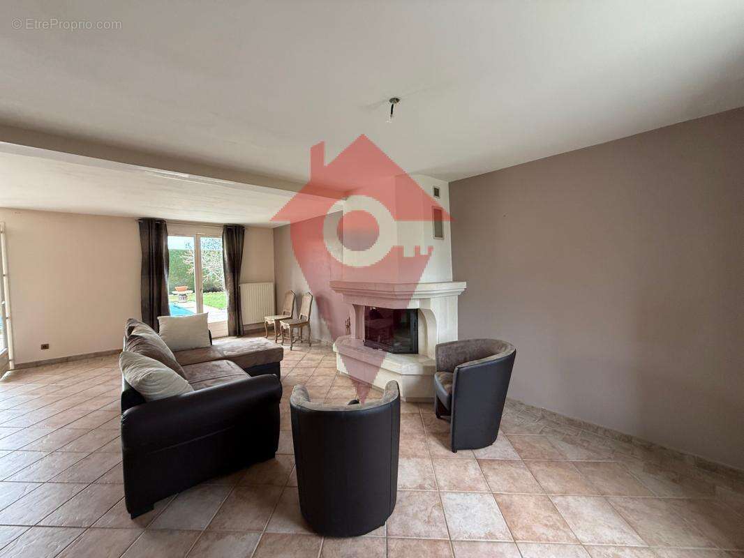 Maison à LES ALLUETS-LE-ROI