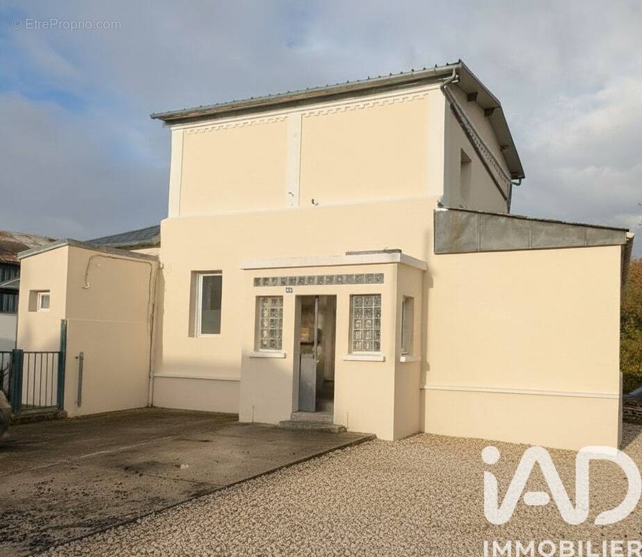 Photo 1 - Appartement à CHARMES