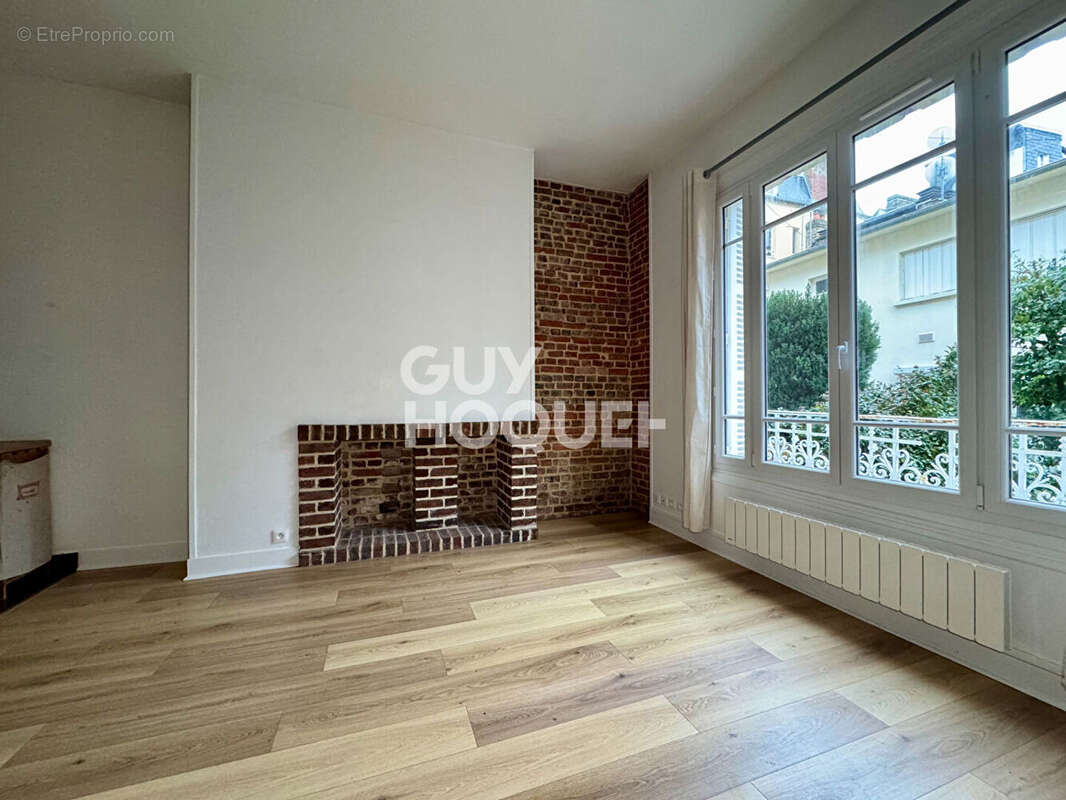 Appartement à TROUVILLE-SUR-MER