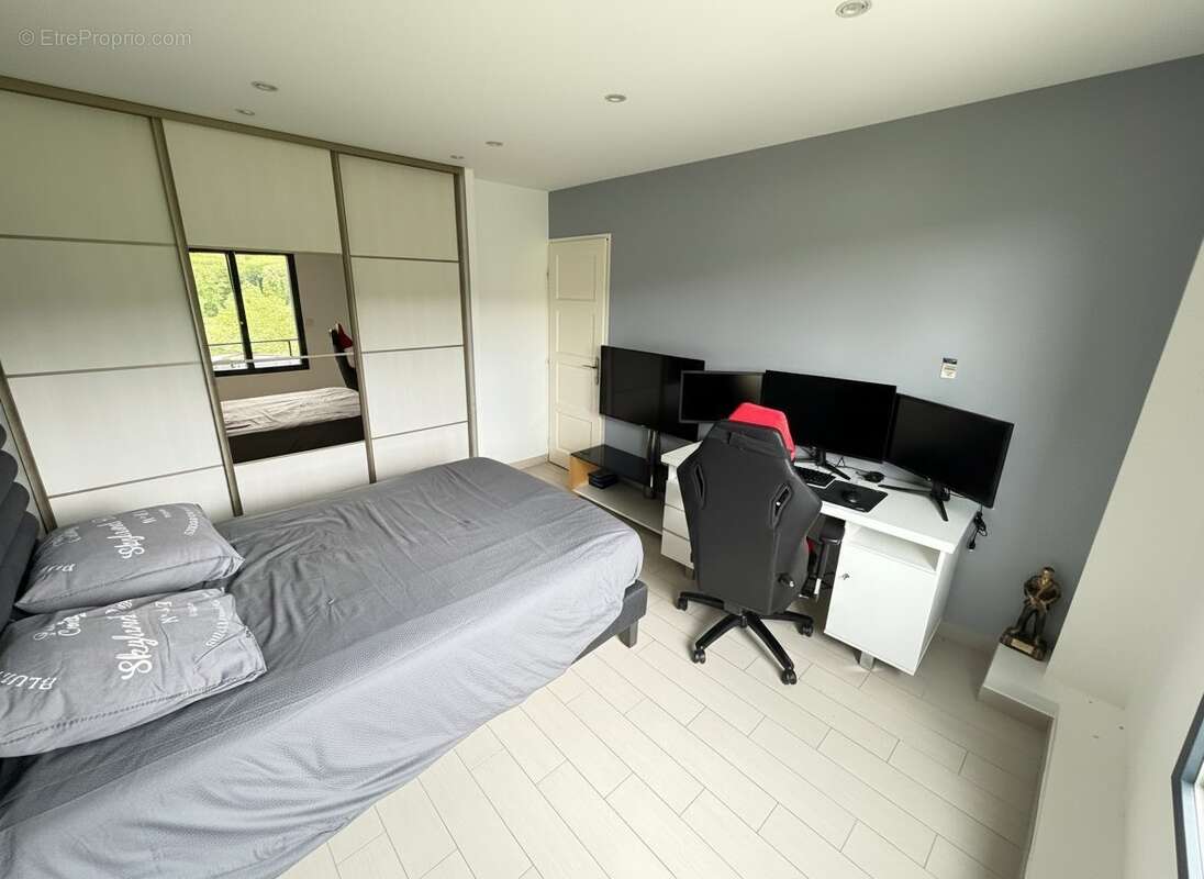 Maison 145 m² à Montlignon  - photo 6