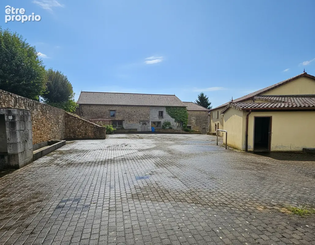 Haras Le Dorat 11 pièce(s) 800 m2 57Ha - photo 2