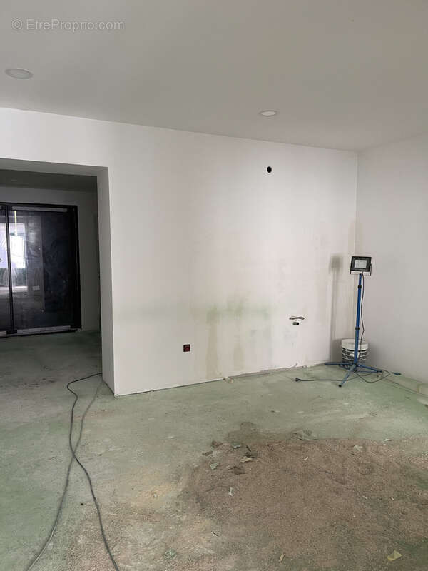 Commerce à SAINT-MAUR-DES-FOSSES