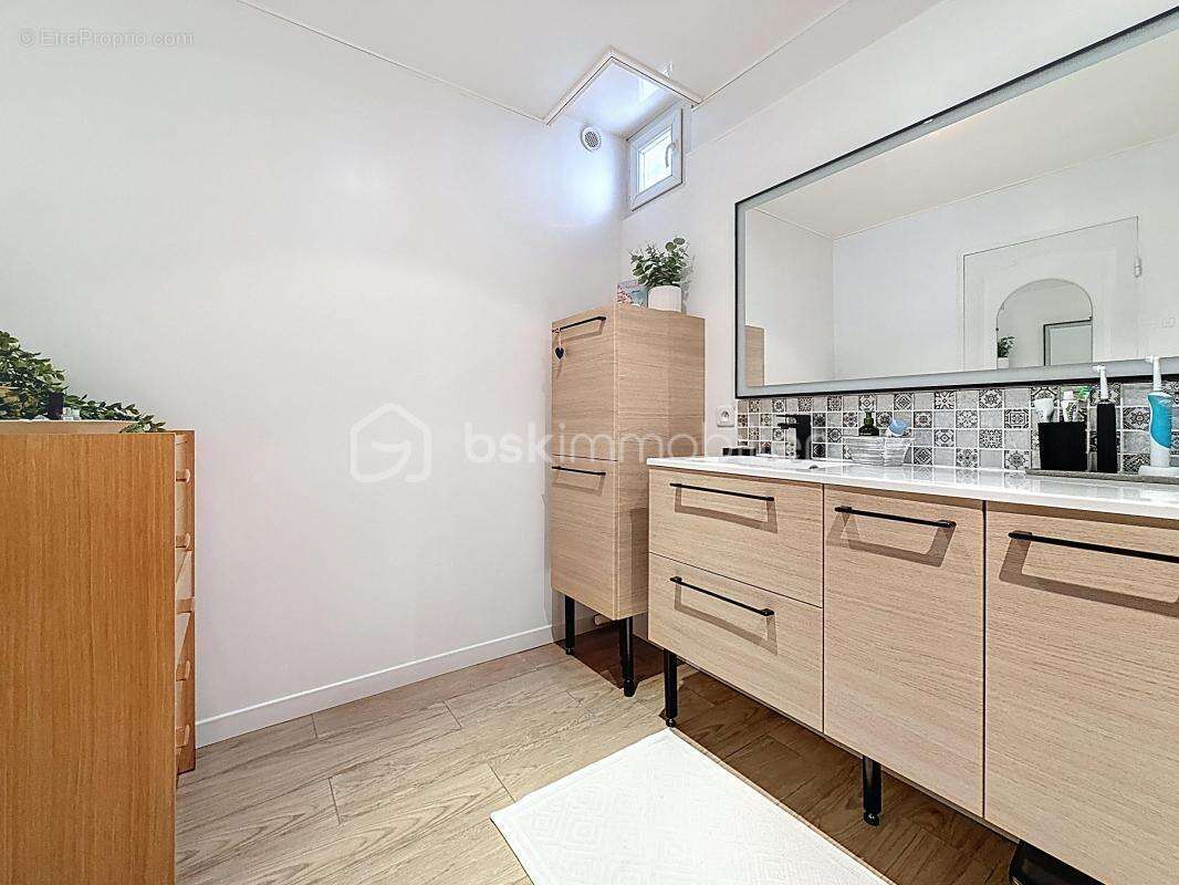 Appartement à TAVERNY