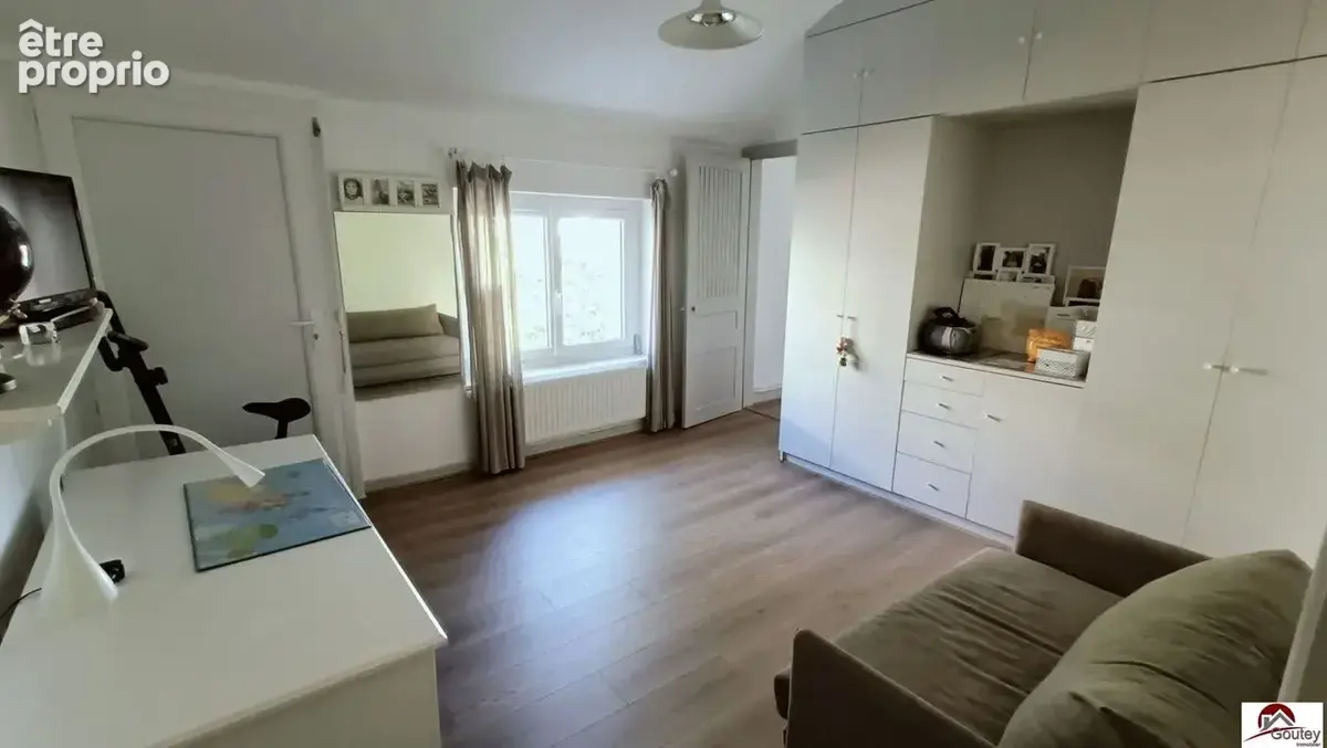 Maison 5 pièces 128 m² à vendre à Roanne (42300) - photo 7