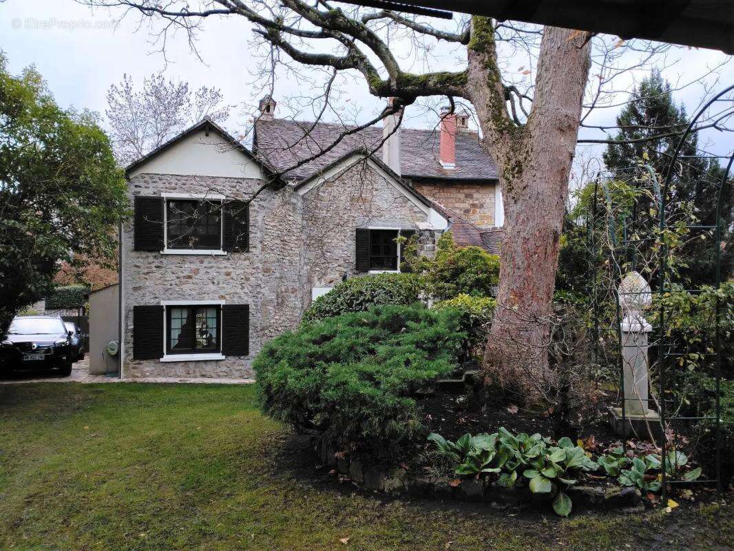 Maison à CHARTRETTES