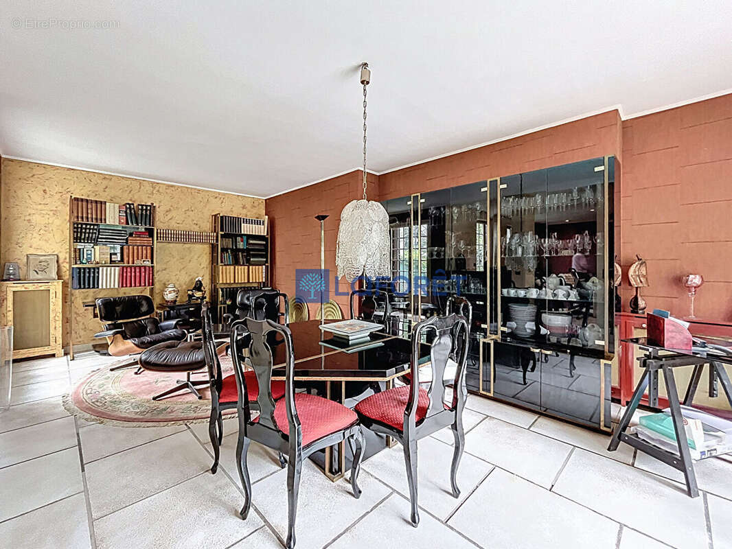 Maison à SAVIGNY-SUR-ORGE